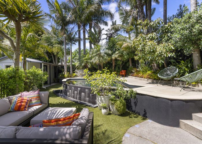  at 15 Edgars Road, Westmere, Auckland