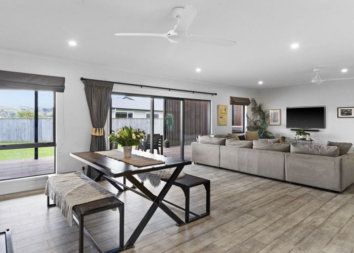  at 27 Petane Road, Bay View, Napier
