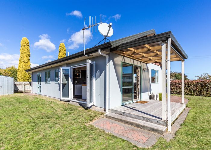  at 4 Aubrey Crescent, Rainbow Point, Taupo
