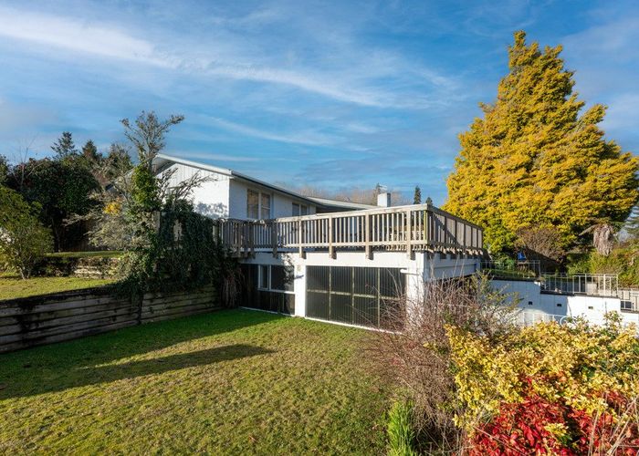  at 2 Hector Place, Westbrook, Rotorua, Bay Of Plenty