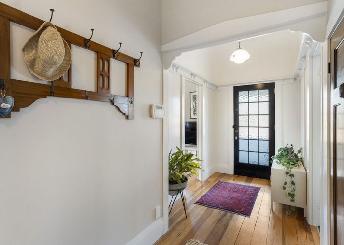  at 26 Watling Street, Mount Eden, Auckland