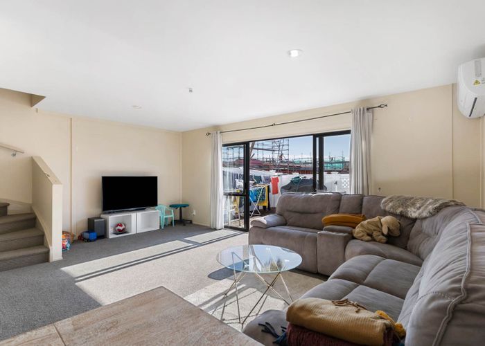  at 35F Fields Parade, Oteha, North Shore City, Auckland