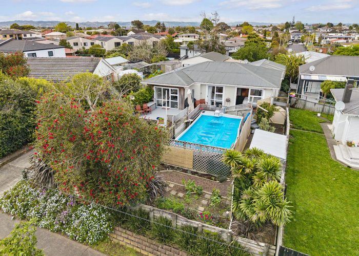  at 17 Kohiwi Road, Manurewa, Manukau City, Auckland