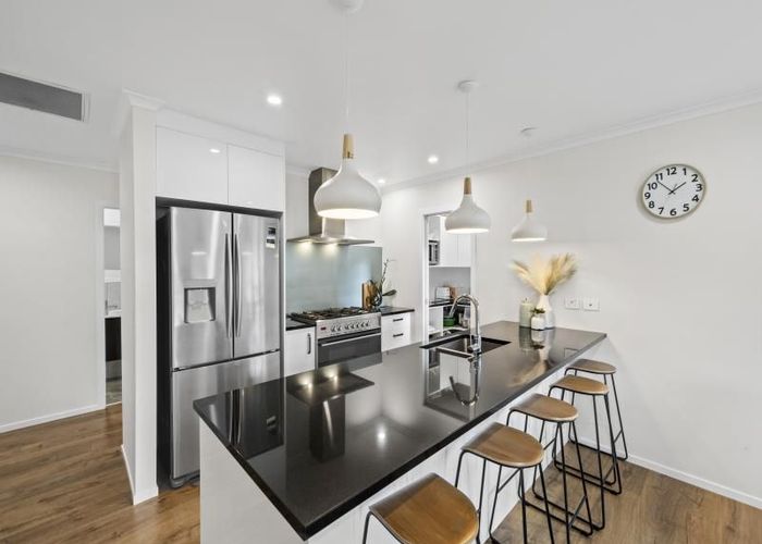  at 124 Melksham Drive, Churton Park, Wellington