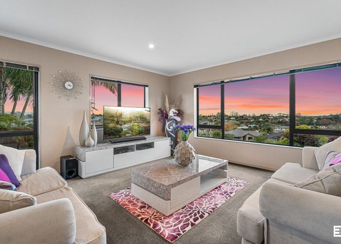  at 8 Siemonek Rise, Bethlehem, Tauranga