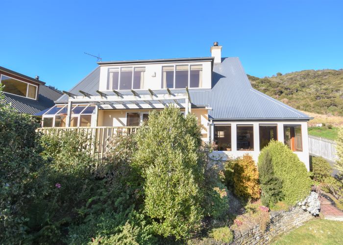  at 17 Ribbonwood Close, Normanby, Dunedin