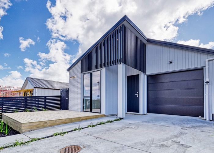  at 20 Papai Lane, Massey, Waitakere City, Auckland