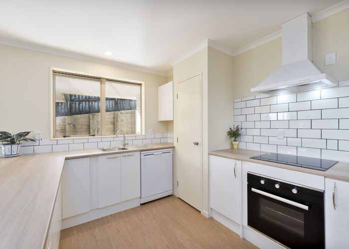  at 7 Xena Way, Henderson, Waitakere City, Auckland