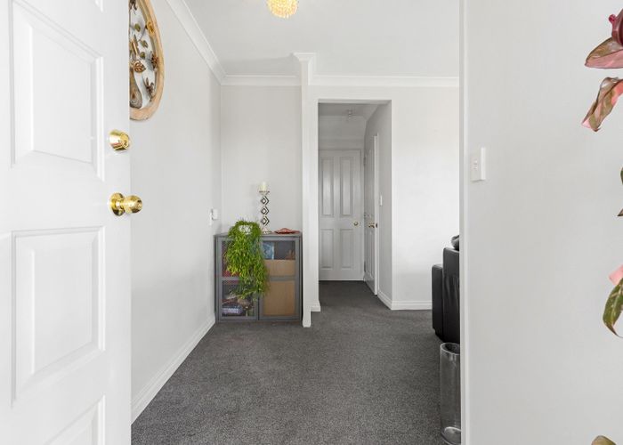  at 128 Collins Road, Melville, Hamilton