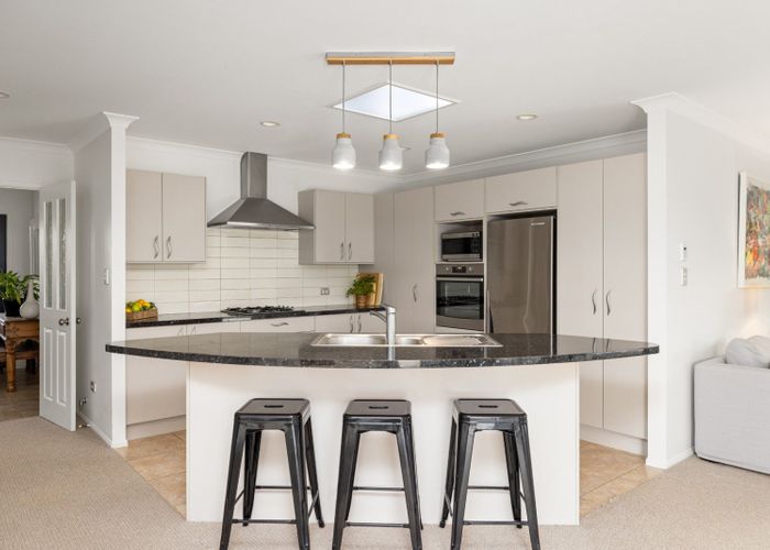  at 32 Bellbird Rise, Pyes Pa, Tauranga
