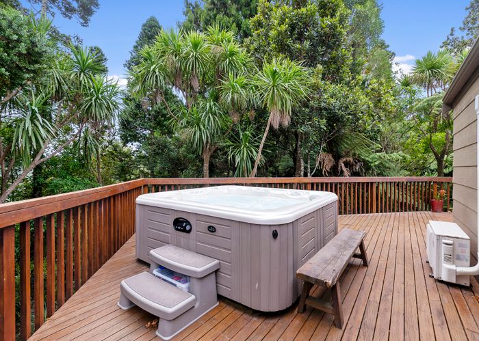  at 140 Opanuku Road, Henderson Valley, Auckland