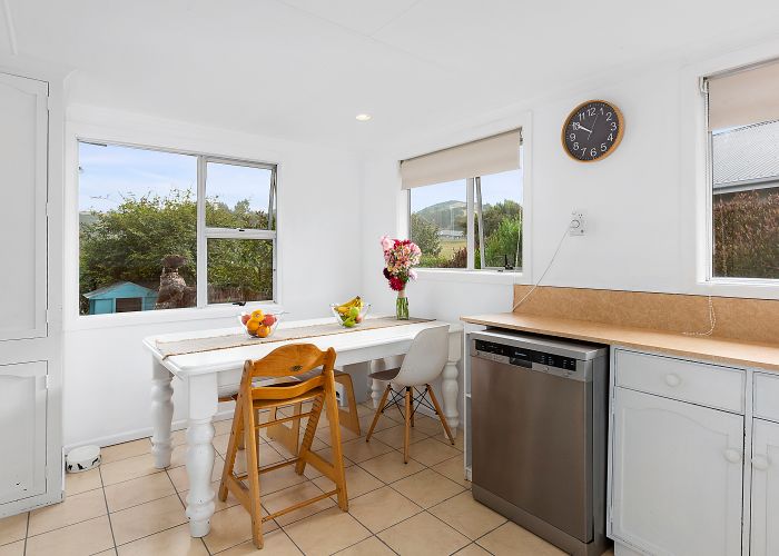 Free property data for 824 Brighton Road, Ocean View, Dunedin homes.co.nz