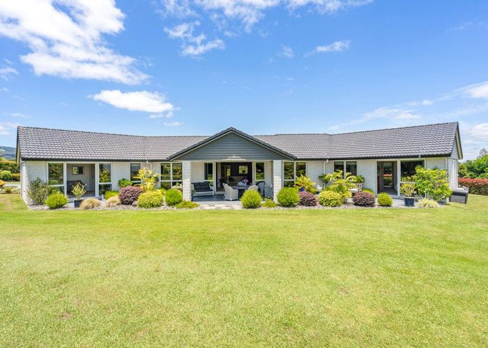  at 9 Summerfield Way, Parahaki, Whangarei