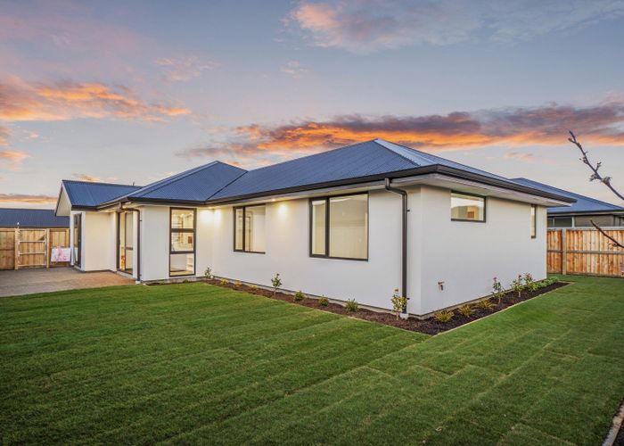  at 28 Blue Jacket Drive, Halswell, Christchurch City, Canterbury