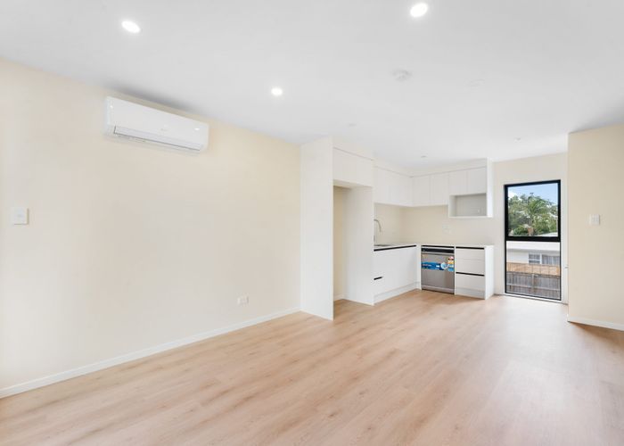  at 6/10 Orchid Place, Te Atatu South, Waitakere City, Auckland