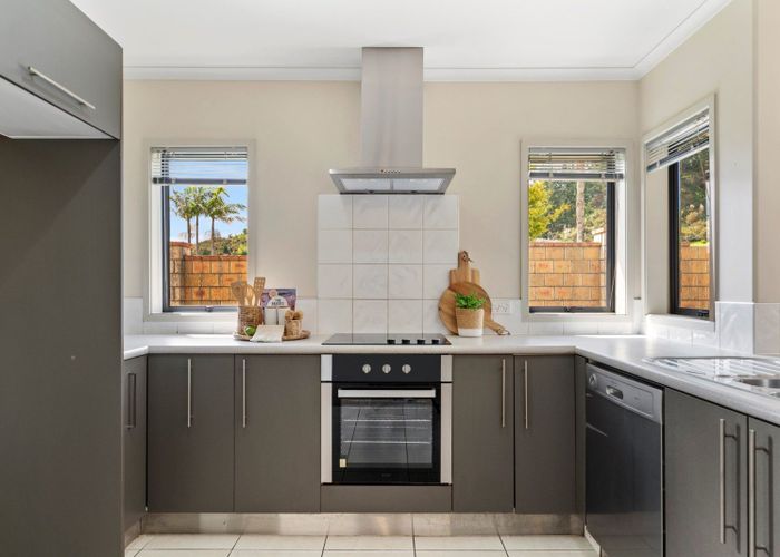  at 5/100 Millers Road, Brookfield, Tauranga