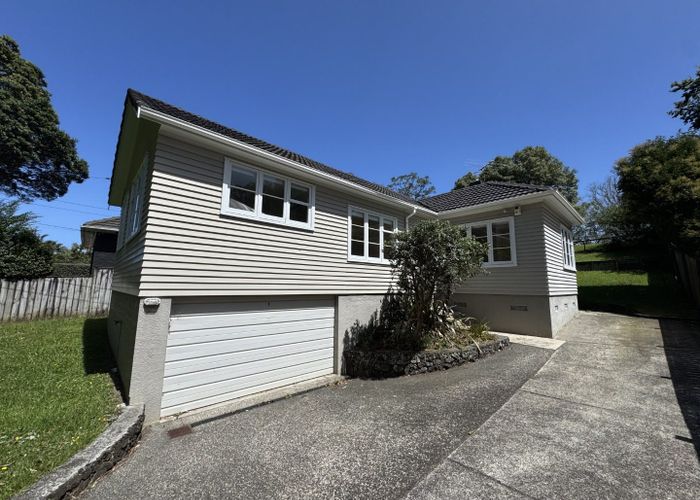  at 82 McCullough Ave, Three Kings, Auckland City, Auckland