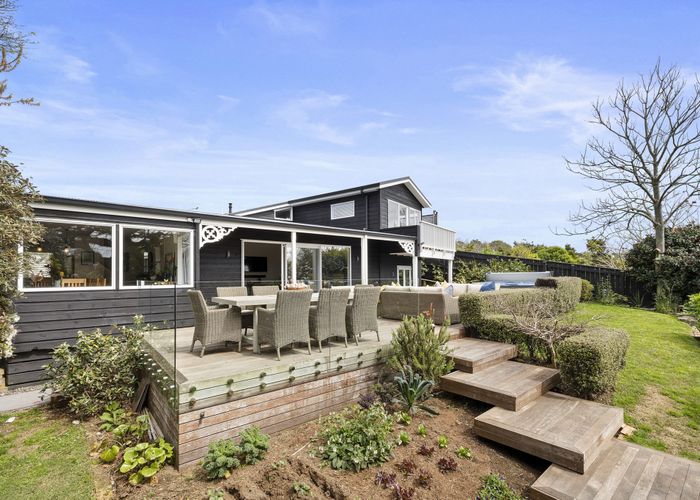  at 10A Sequoia Grove, Merrilands, New Plymouth