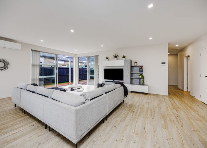  at 17 Toropapa Close, Takanini, Papakura, Auckland