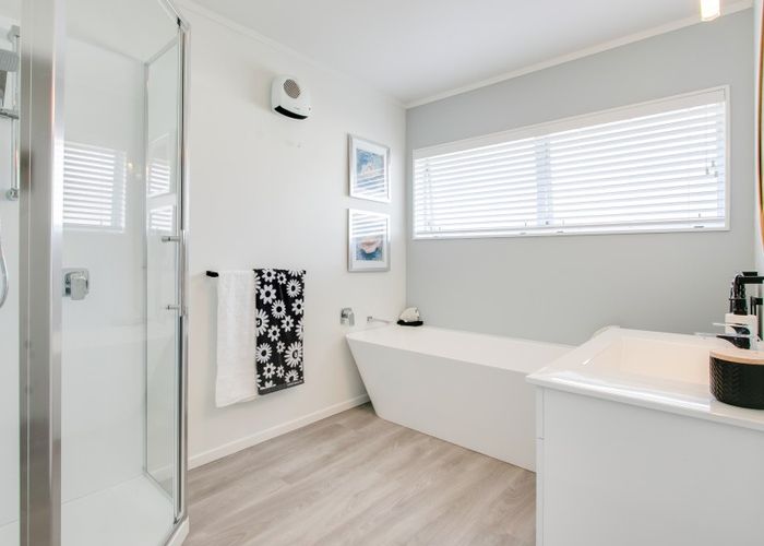  at 2 Fern Grove, Taradale, Napier
