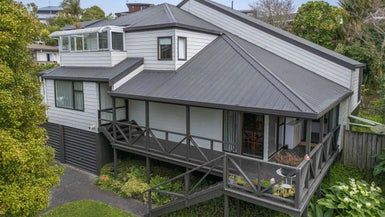 at 30 Unsworth Drive, Unsworth Heights, Auckland