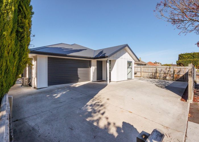  at 27A Tyne Street, Roslyn, Palmerston North, Manawatu / Whanganui
