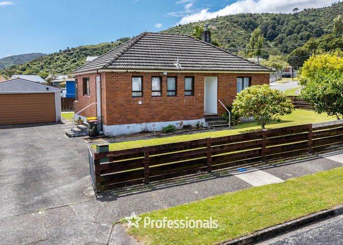  at 17 Cleland Crescent, Naenae, Lower Hutt
