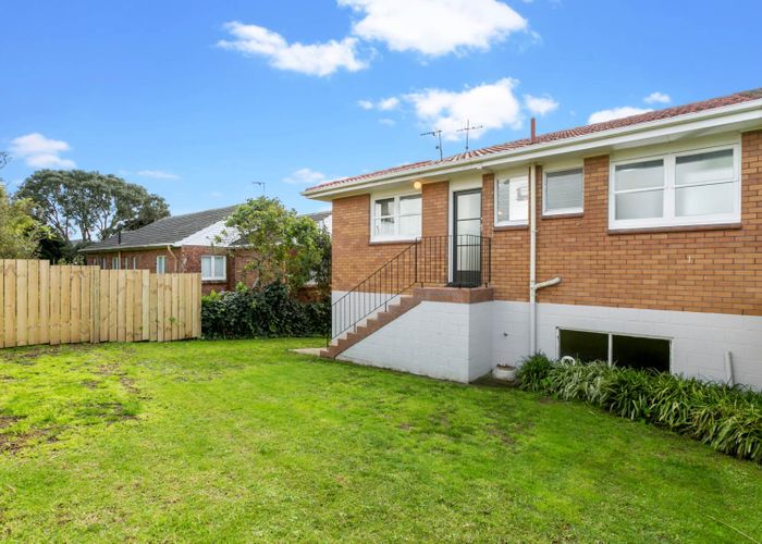  at 1/0 Arundel Street, Hillsborough, Auckland