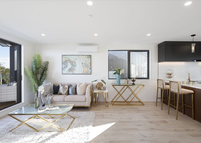  at 8B Hadfield Street, Beach Haven, North Shore City, Auckland