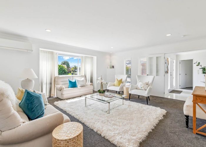  at 32 Matterhorn Crescent, Northpark, Auckland