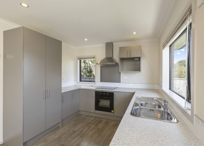  at 100B Smart Road, Glen Avon, New Plymouth