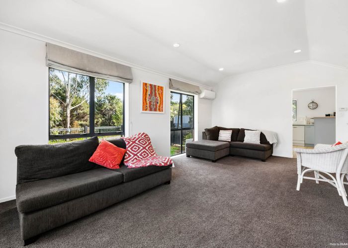  at 14 Atworth Way, Burswood, Auckland