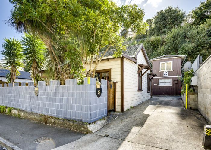  at 93 Shakespeare Road, Bluff Hill, Napier