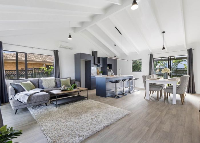  at 32 Pinehurst Place, Wattle Downs, Manukau City, Auckland