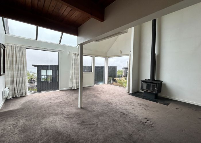  at 39 Arawata Terrace, Sunshine Bay, Queenstown-Lakes, Otago