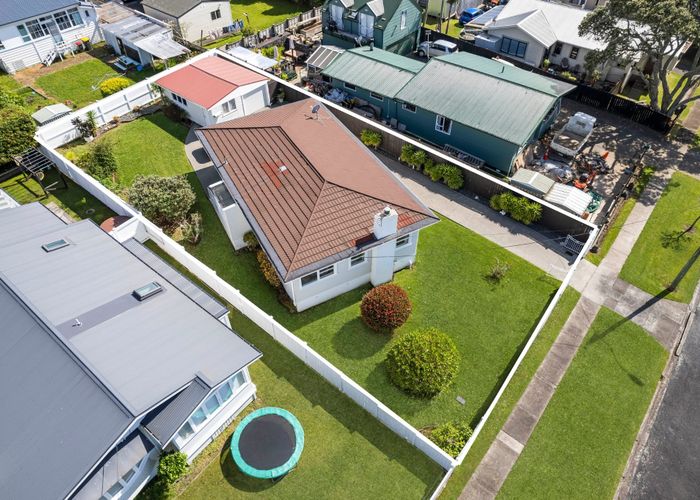  at 11A David Street, Bayswater, Auckland