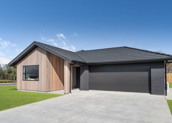  at 1 Kakariki Crescent, Carterton