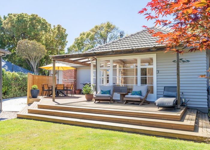  at 4 Hillsborough Terrace, Hillsborough, Christchurch