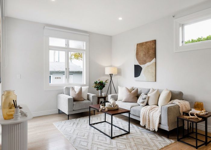  at 132 Forest Lake Road, Forest Lake, Hamilton