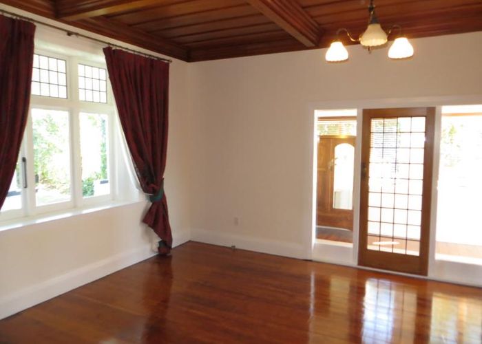  at 27 Batt Street, West End, Palmerston North