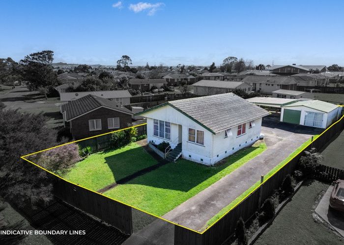  at 3 Chalfont Street, Mangere East, Auckland