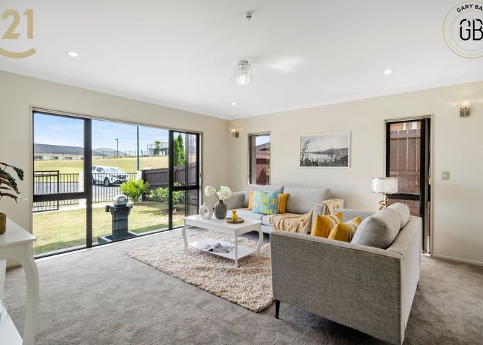  at 7E Boeing Place, Goodwood Heights, Auckland