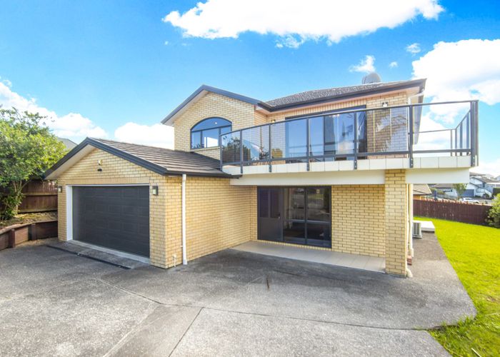  at 12 Bonny Crescent, Westgate, Waitakere City, Auckland