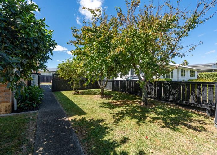  at 6 Bellmont Avenue, Chartwell, Hamilton, Waikato