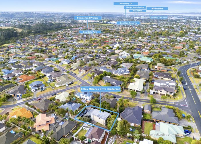  at 8 Roy Maloney Drive, Henderson, Waitakere City, Auckland