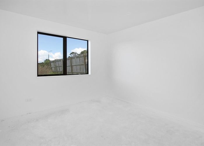  at 4/9 Plumley Crescent, Māngere, Auckland