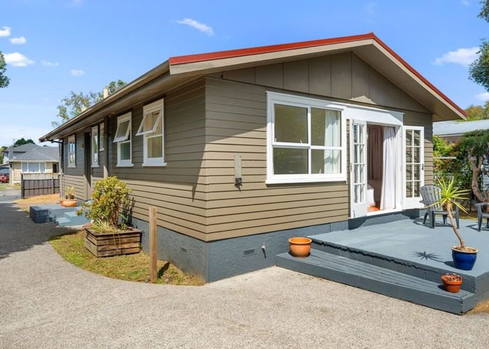  at 75 Mead Street, Avondale, Auckland