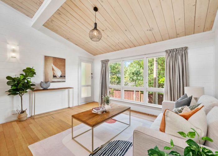  at 4/15 SELWYN CRES, Forest Hill , Auckland