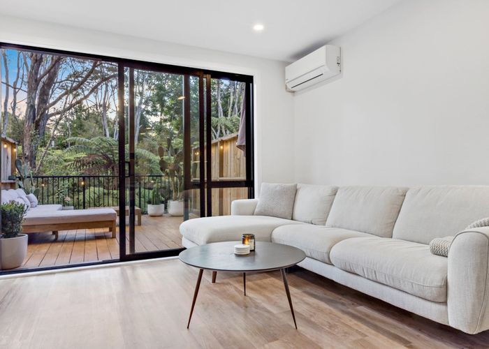  at 33 Tokai Place, Glen Eden, Waitakere City, Auckland