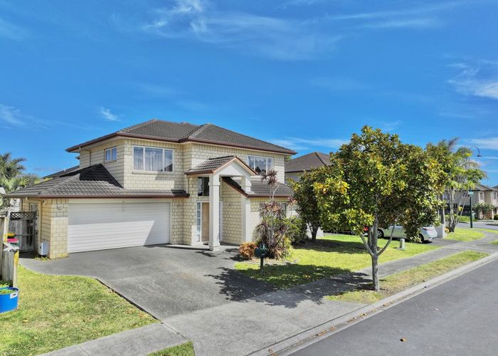  at 3 Bridgefield Crescent, Flat Bush, Manukau City, Auckland